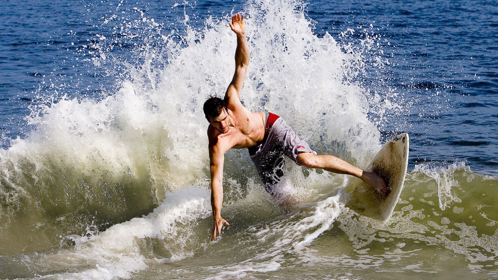 最后一脚改变冠军，最后一秒的冠军